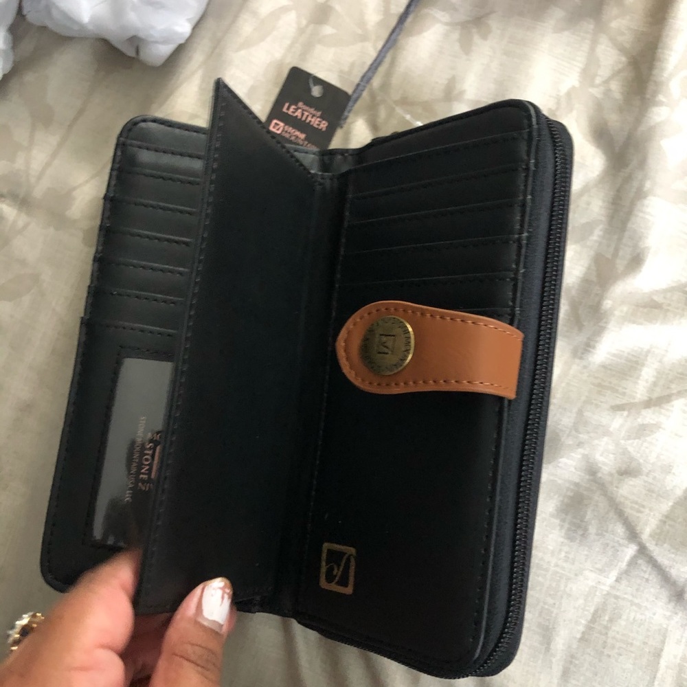 wallet - Picture 3 of 3